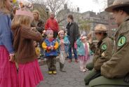 Rangers teach children about growing vegetables (including potatoes) in gardens 
